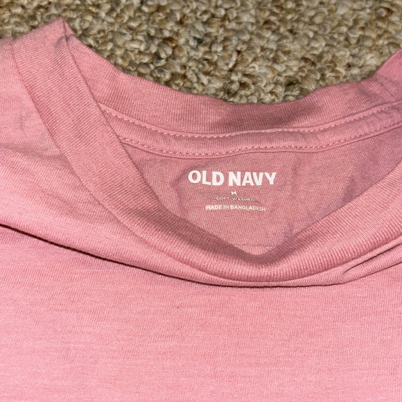 Old Navy Crewneck T-Shirt - Picture 3 of 3